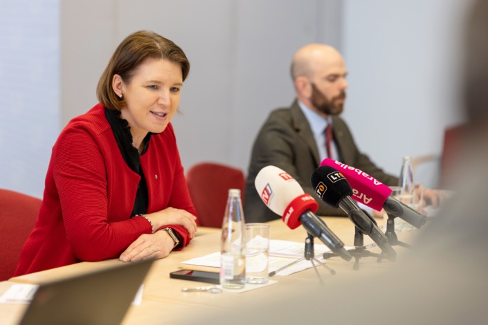 Das Ergebnis der Studie bringt LRin Langer-Weninger auf den Punkt: „Bekannt, beliebt, vertraut: So i(s)st das Genussland OÖ!“